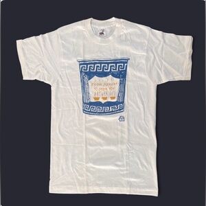 Vintage 1987 Single Stitch “It's Our pleasure To Serve You” NYC T-shirt size M